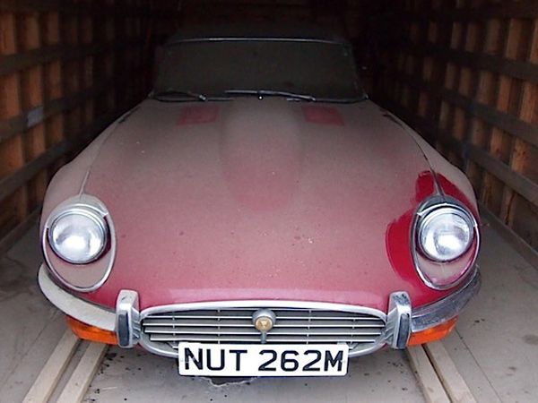 Tampilan Jaguar E-Type Lansiran Tahun 1973