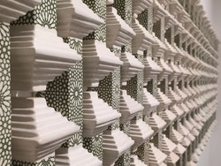 Seniman Keramik Albert Yonathan Pameran Tunggal di Jepang