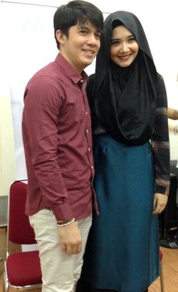 Zaskia Sungkar dan Irwansyah Berbagi Cerita Cinta di Hijab Fest 2015