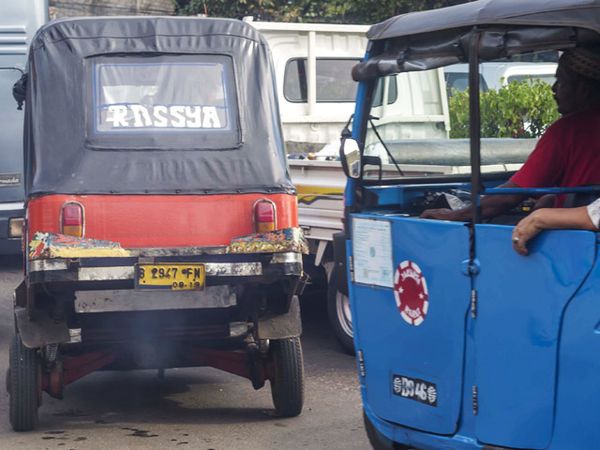 Bajaj Orange Yang Tersingkirkan