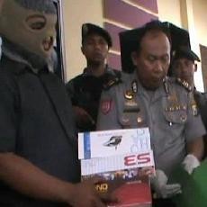 Rumah Pembuat Sekaligus Penimbun Rokok Tanpa Cukai Digerebek