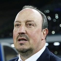 Presiden Napoli Akan Gembira Jika Benitez Bertahan Sampai 5 Tahun Lagi