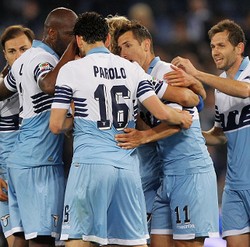 Lazio Sungkurkan Parma Sekaligus Tunda Pesta Juara Juve