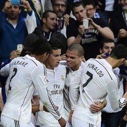 Tekuk Almeria 3-0, Madrid Jaga Persaingan dengan Barca