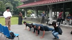 Vendor Fotografi Wedding Pun Kena Hukuman Karena Suruh Model Naik Kursi