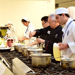 60 Mahasiswa Amerika Ikuti Kelas William Wongso di LA