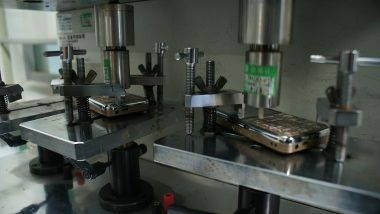 Ponsel Haier-Smartfren 'Disiksa'