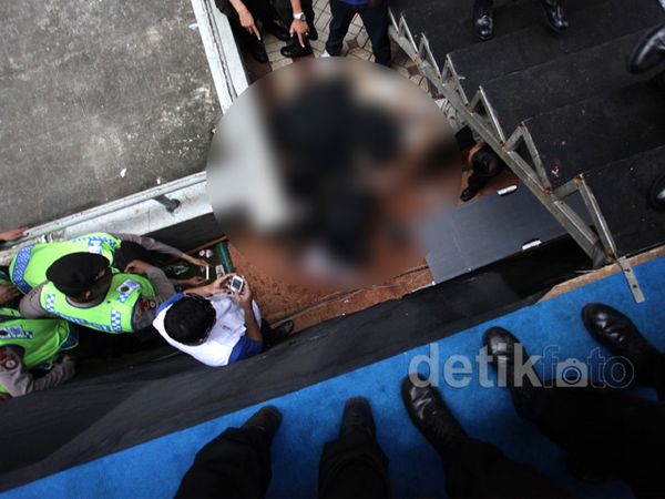 Seorang Pria Tewas Terbakar di GBK