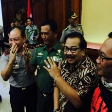 Tiga Akik dari Buruh Untuk Gubernur, Kapolda, dan Pangdam