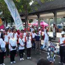 Rayakan May Day, Ribuan Buruh Pacitan Ikuti Jalan Sehat