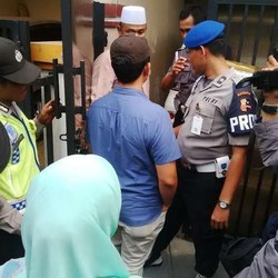 Ini Barang-barang yang Disita Polisi dari Penggeledahan di Rumah Novel