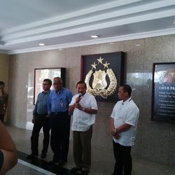 Jumpa Pers Bersama KPK, Kapolri: Rekonstruksi Terkendala Hujan Deras