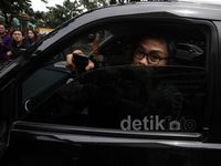 Johan Budi dan Komjen BG ke Mabes Polri