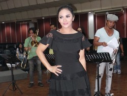 Konser TRAYA Buat Krisdayanti Terkenang 14 Tahun Lalu