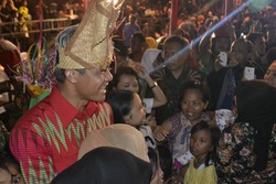 Putra Gubernur Ganjar Ikut Rombongan Semarang Night Carnival 2015