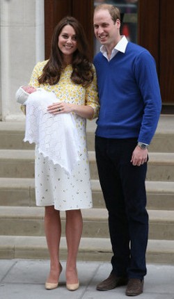 Foto: Penampilan Keluarga Kerajaan Sambut Kelahiran Anak Kedua Kate Middleton