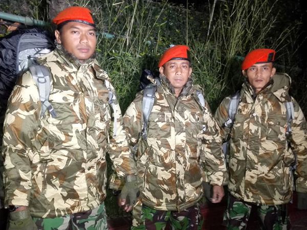 TNI Cari WNI yang Hilang di Nepal