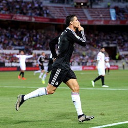 Ronaldo Hat-trick, Madrid Kalahkan Sevilla