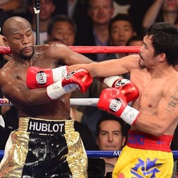 Menang Angka atas Pacquiao, Mayweather Tetap Tak Terkalahkan