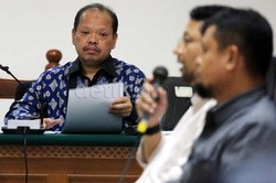 Saksi Mengaku Ada yang Pesan Mobil Alphard untuk Sutan Bhatoegana