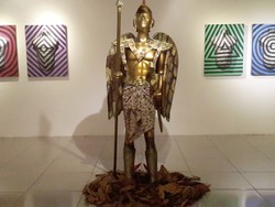 Selama 20 Tahun, Seniman Bandung Ini Bikin Ayam Jago