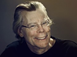 Stephen King dan Penulis Gone Girl Raih Penghargaan Novel Misteri Terbaik