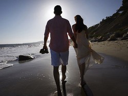 Akan Nikahi Pramugari, Park Joon Hyung g.o.d Foto Pre-Wedding di Pantai