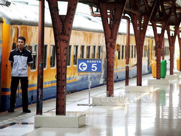 Stasiun KA Senen Kini Bersih dan Rapi