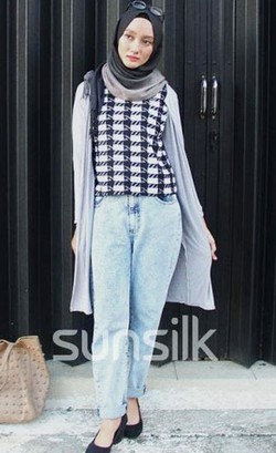 Padu Padan Busana dengan Outer 6 Peserta Sunsilk Hijab Hunt 2015