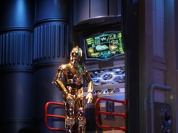 Menyelami Dunia Star Wars di Disneyland