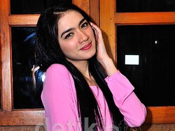 Rahasia Kehangatan Rumah Tangga Angel Karamoy: Malam Mingguan Terus