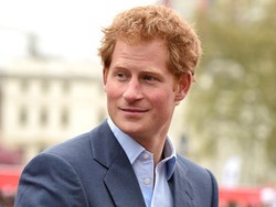 Pangeran Harry: Keponakanku Sangat Cantik!