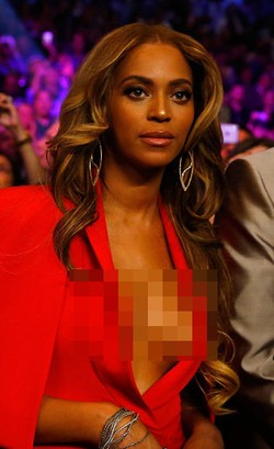 Foto: Penampilan Seksi Beyonce Saat Nonton Pertandingan Tinju