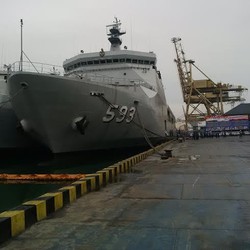 Dari Pengusaha Hingga Rektor Menjajal KRI Banda Aceh