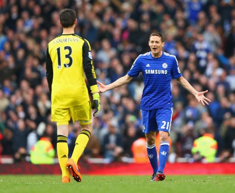 Courtois & Matic: Datang (Kembali), Main, dan Jadi Juara