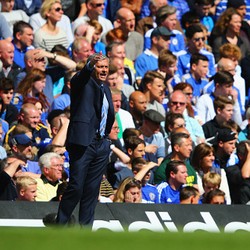 Saatnya Mourinho Antarkan Chelsea Menangi Si Kuping Besar