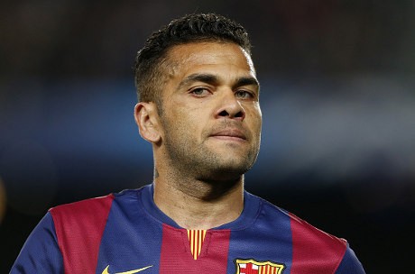 Barcelona Optimistis Alves Akan Bertahan