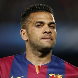 Barcelona Optimistis Alves Akan Bertahan