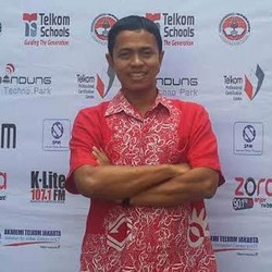 Sihir 140 Karakter, #NgepelBraga & Taman Jomblo