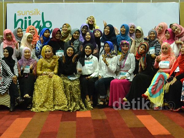 Audisi Pertama Sunsilk Hijab Hunt 2015 di Kota Surabaya