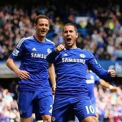 Fabregas Tantang Hazard Makin Tajam Musim Depan