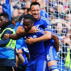 Terry Berharap Chelsea Beri Drogba Kontrak Baru