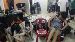 1 WN Tiongkok Tewas Setelah Loncat dari Lantai 2 Saat Digerebek Polisi