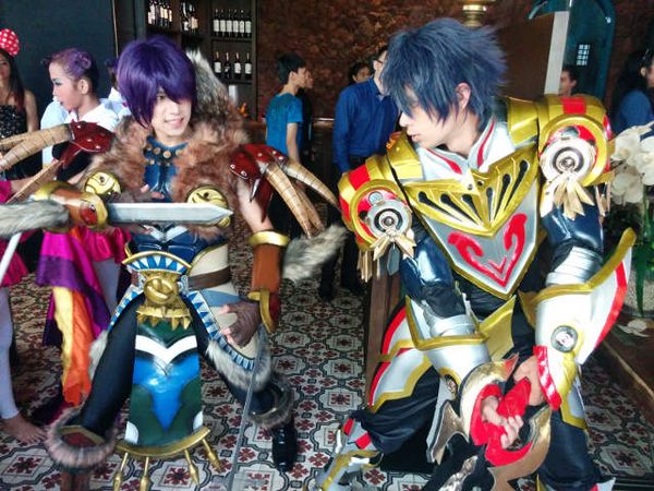 Aksi Cosplayer Royal Master