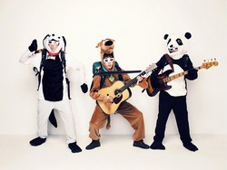 Dirilis 2012, Cherry Blossom Ending Busker Busker Masih Lagu Musim Semi Terfavorit