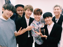 Bangtan Boys Rayakan Kemenangan Pertama di Acara Musik TV
