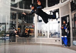 Terbang Seperti Iron Man di Singapura