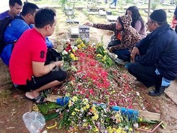 Kupon Olga Hanya Dibagikan 500, Warga yang Antre dari Pagi Kecewa