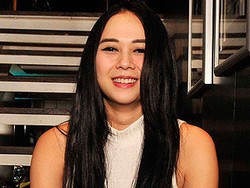 Sekarang Seksi, Aura Kasih Dulu Kribo dan Tomboi