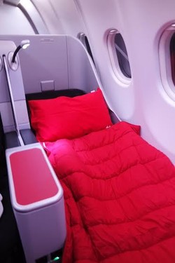 Menjajal Nyamannya Kelas Bisnis AirAsia X Bali-Melbourne